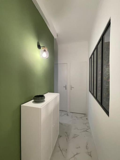Superbe Appartement Cosy 2 Min Metro Joliette Marseille Luaran gambar